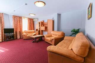 Гостиница Центральная Биробиджан Люкс с 1 спальней-1
