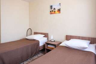 Гостиница Центральная Биробиджан Односпальная кровать в общем номере-1